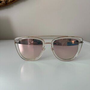 Quay Sunglasses - French Kiss